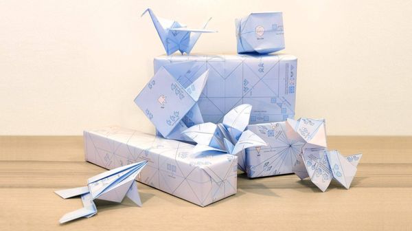 Origami Figures คืนชีวิตให้กระดาษของขวัญ